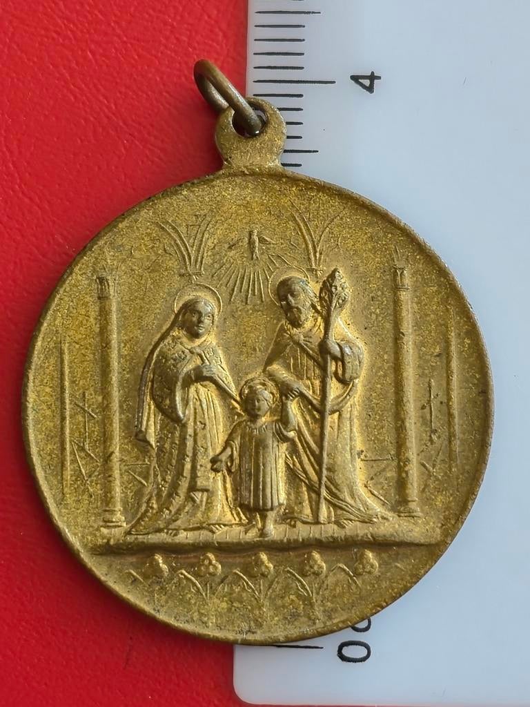 Oude religieuze medaille Heilige Familie, Ophalen of Verzenden