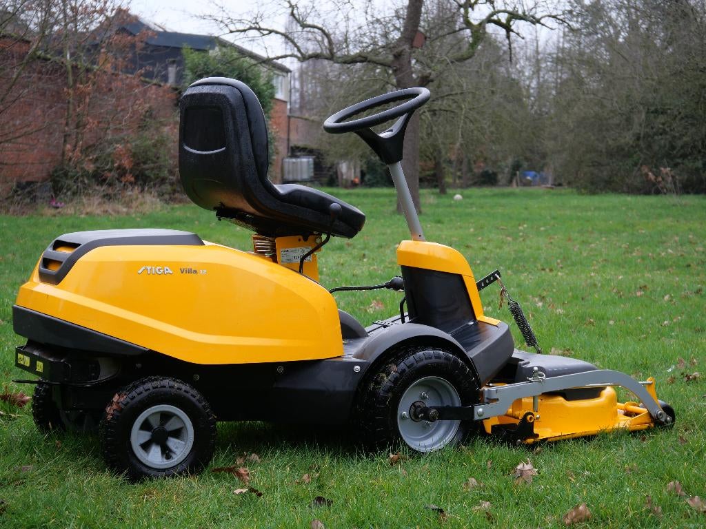 zitmaaier Stiga Villa 12, Ophalen, Gebruikt, Stiga, Versnellingen