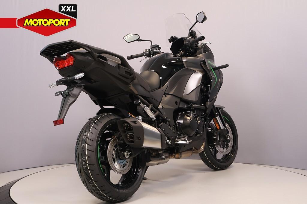 Kawasaki Versys 1100 - foto 3