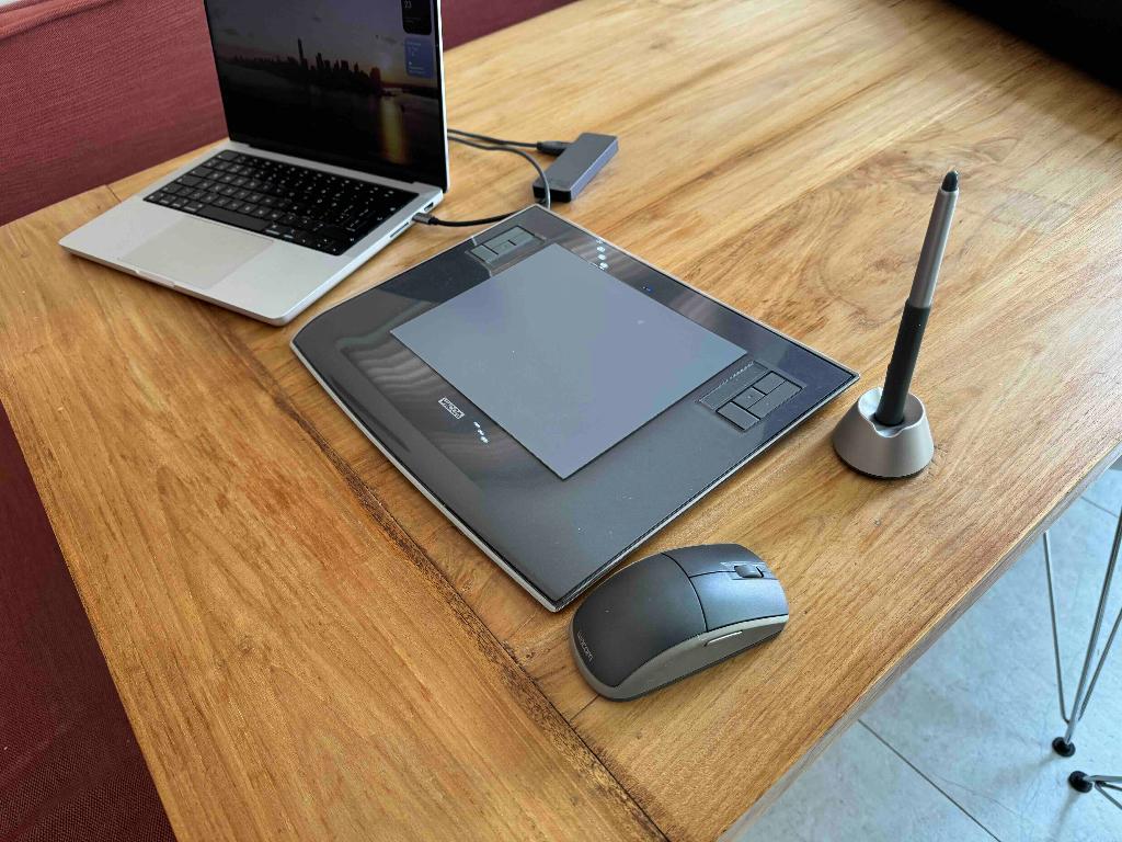 Wacom Intuos 3 tekentablet - PTZ-630 (medium size), Ophalen of Verzenden, Gebruikt, Bedraad, Wacom