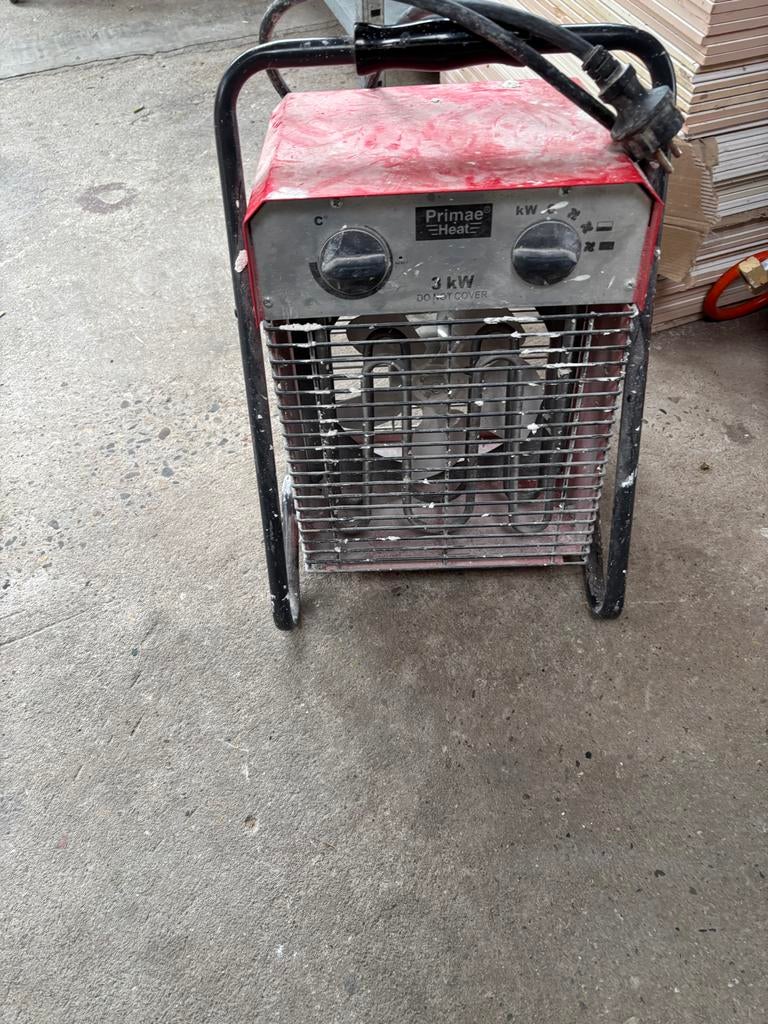 Werkplaats kacheltje 3kW - Primae Heat, Ophalen of Verzenden, Gebruikt, 800 watt of meer, Kachel