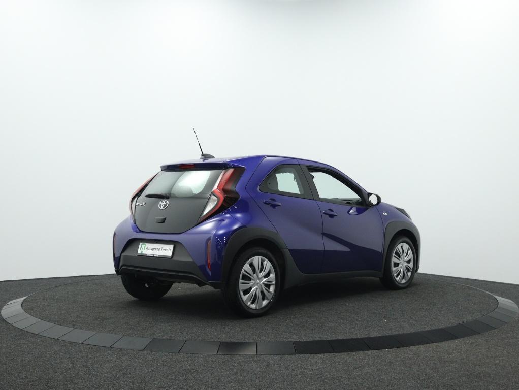 Toyota Aygo X 1.0 VVT-i Active | Private Lease 319,- p.m. |, 12 maanden, Stof, Gebruikt, Zwart