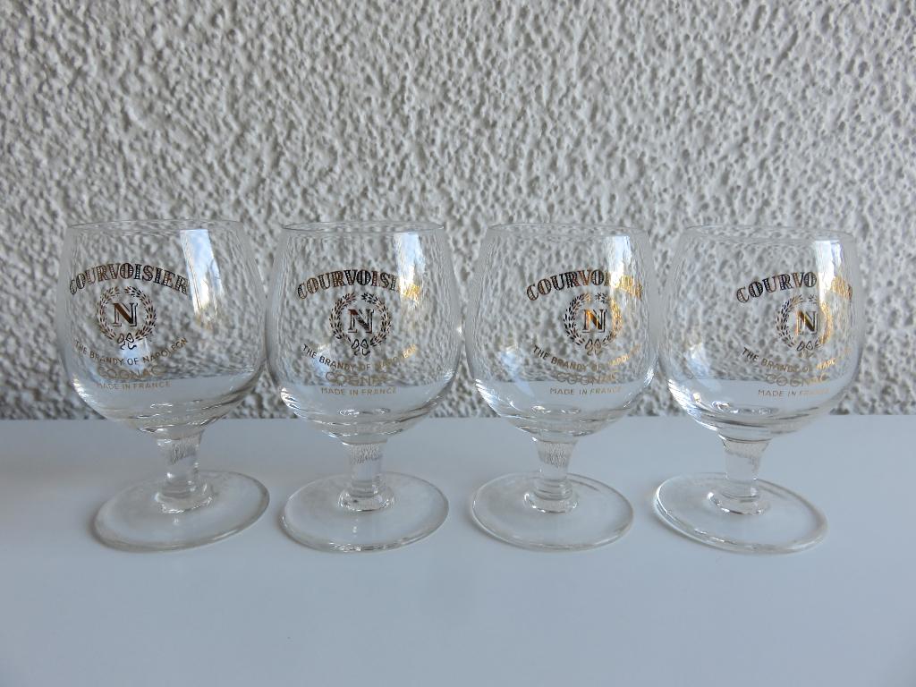 4 vintage Courvoisier cognacglazen, cognac merkglazen, Verzamelen, Ophalen of Verzenden, Zo goed als nieuw, Borrel- of Shotglas