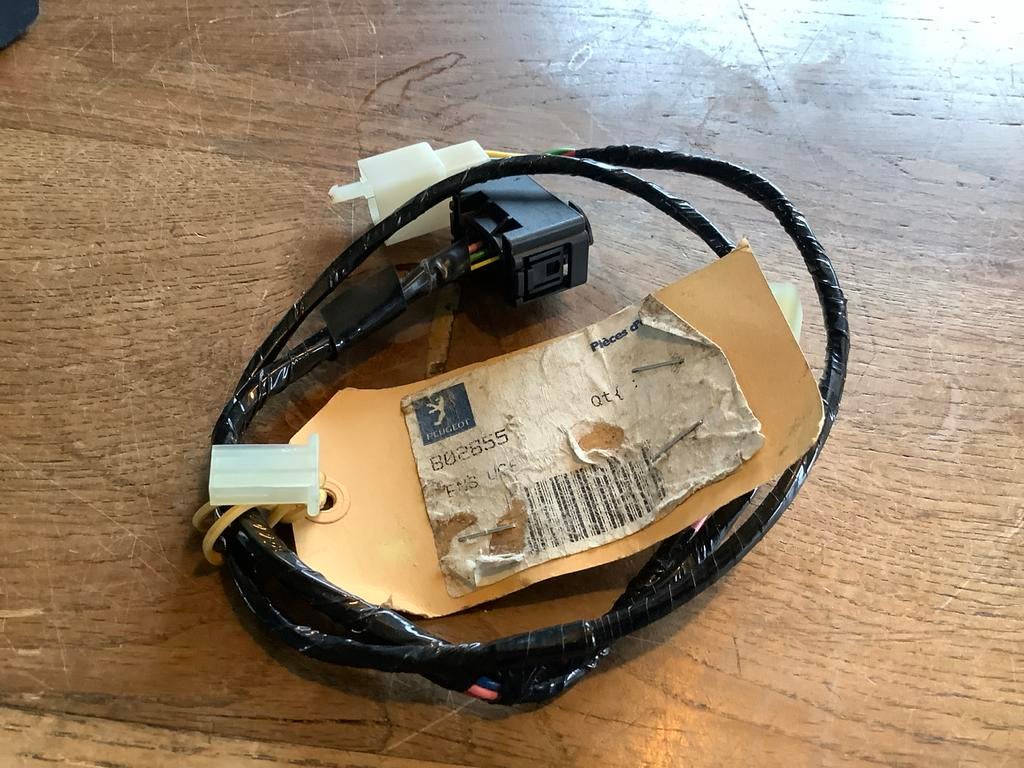 Peugeot kabelboom 802555.     (Box O), Verzenden, Gebruikt, Overige typen