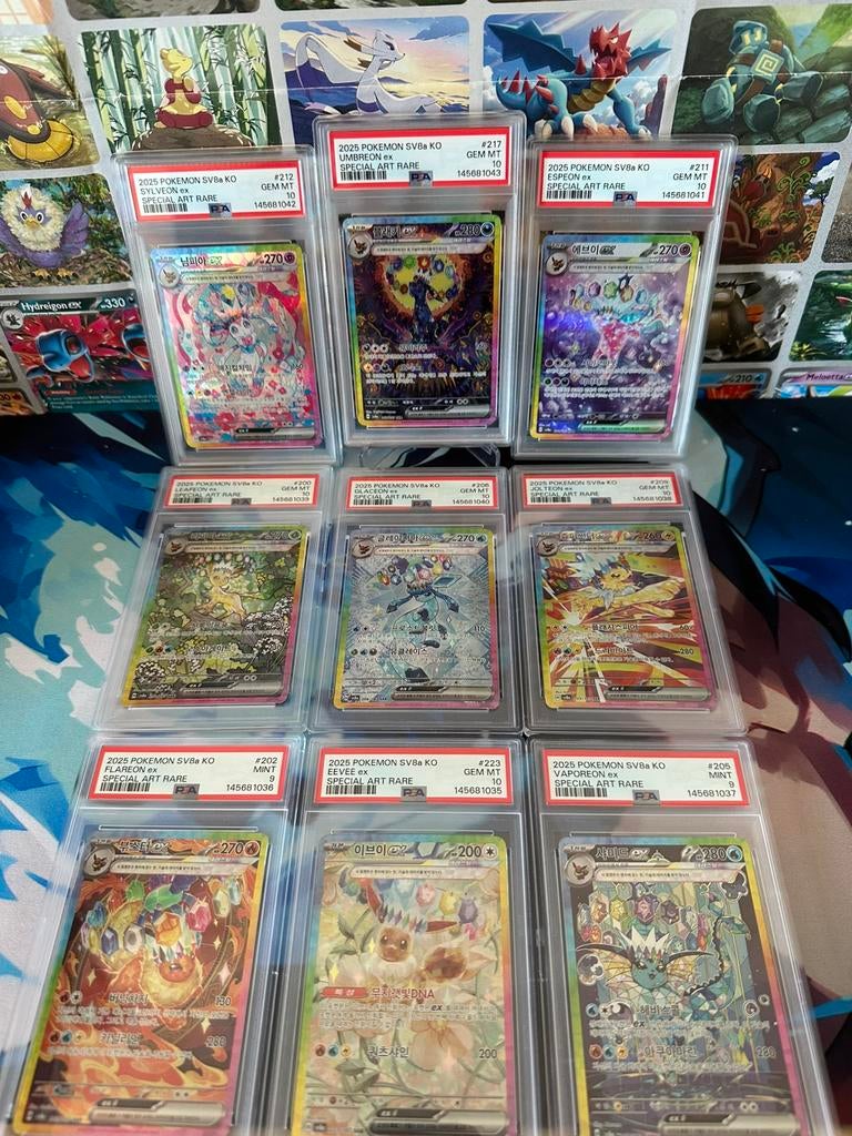 PSA 10/9 - Pokémon All Eeveelutions Korean SAR Tera Festival, Ophalen of Verzenden, Zo goed als nieuw, Meerdere kaarten, Foil