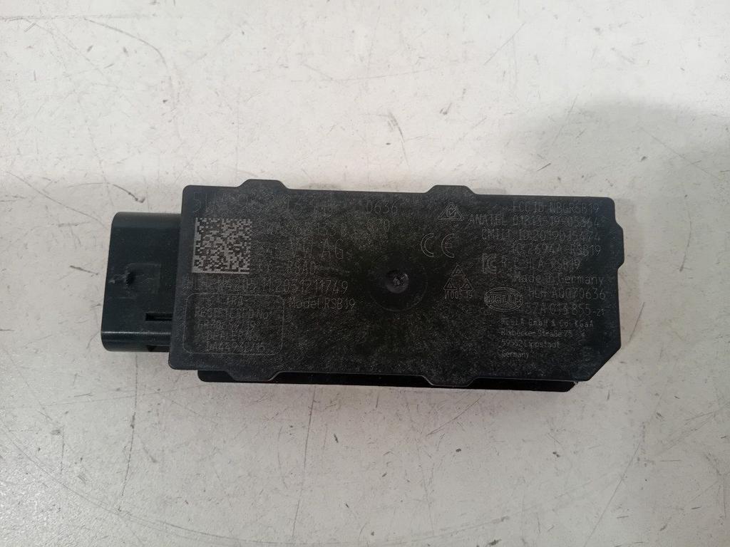 Antenne Skoda Octavia, Ophalen of Verzenden, Van der Ven Autorecycling B.V., Onderdelen@venauto.nl, Ettenseweg 76, 4706 PB Roosendaal, The Netherlands