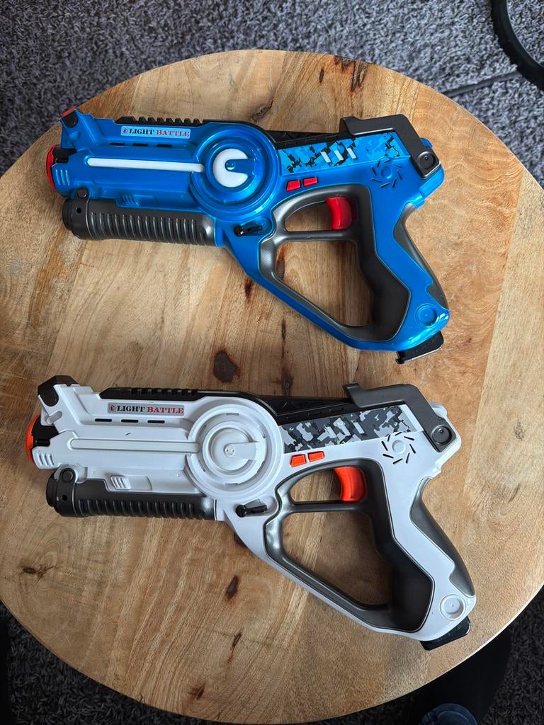 Laser guns 2x, Kinderen en Baby's, Speelgoed | Buiten | Actiespeelgoed, Ophalen, Zo goed als nieuw