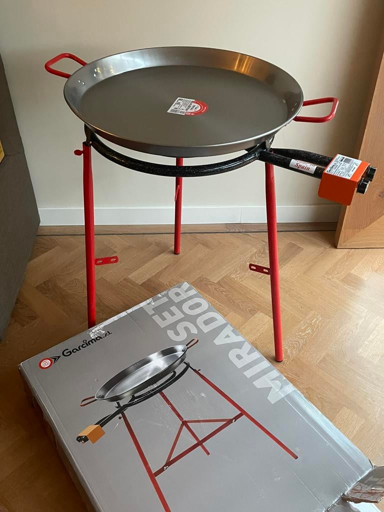 Paella pan 60 cm 19 porties, brander en poten (set), Ophalen of Verzenden, Nieuw