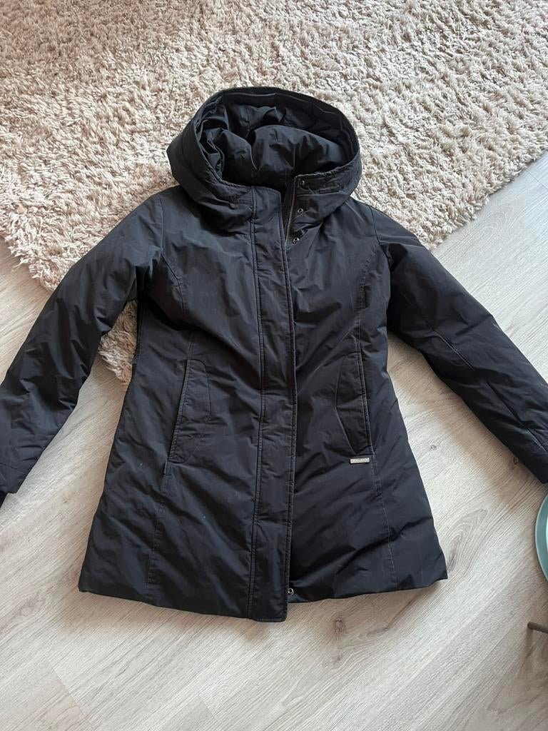 Woolrich jas maat S, Kleding | Dames, Jassen | Winter, Ophalen of Verzenden, Gedragen, Maat 36 (S), Zwart