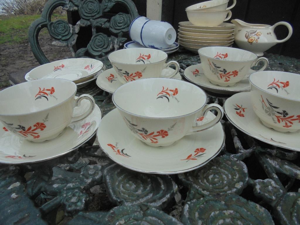 5 Kop en schotels MOSA met oranje/grijze/zwarte bloem, Ophalen of Verzenden