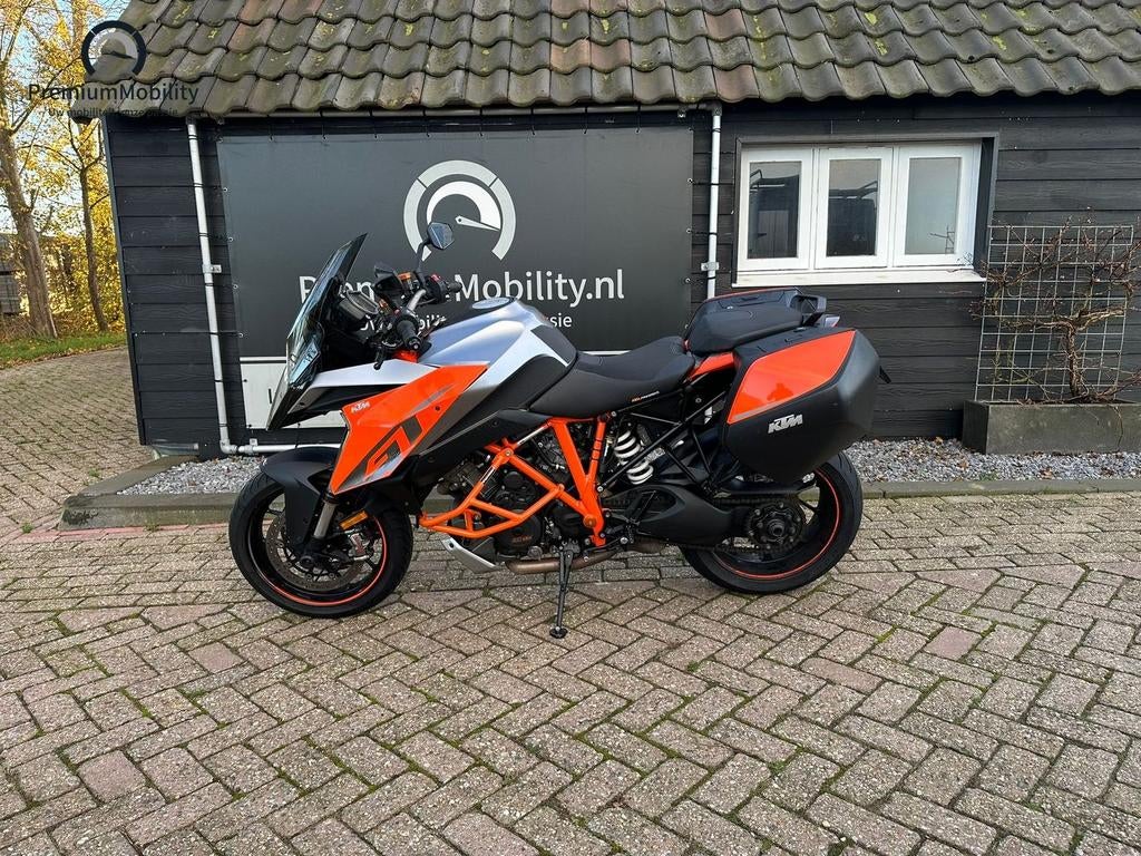 KTM 1290 SUPER DUKE GT (bj 2017) - foto 3