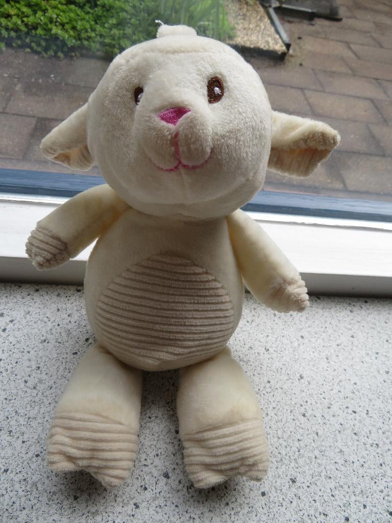 Schaap of schaapje merk Kellytoy meet ca 28 cm, Kinderen en Baby's, Speelgoed | Knuffels en Pluche, Ophalen of Verzenden, Zo goed als nieuw