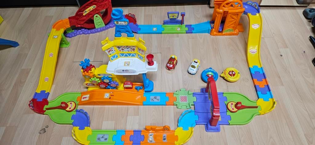 VTech Toet Toet Auto Super RC Racecircuit, Kinderen en Baby's, Speelgoed | Vtech, Ophalen of Verzenden, Zo goed als nieuw, 2 tot 4 jaar