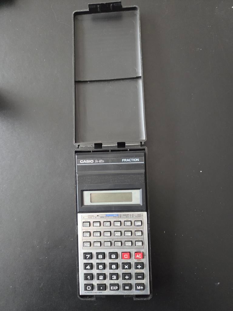 Casio fx-82D Fraction rekenmachine, Ophalen, Gebruikt