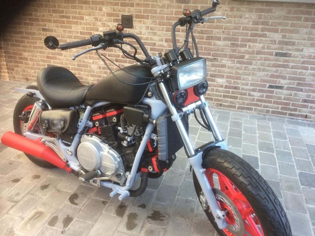 Honda Magna, Motoren, Ophalen of Verzenden, Gereviseerd