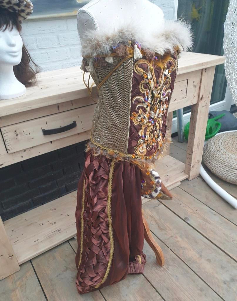 Carnaval kostuum met jas en broek, Kleding | Dames, Carnavalskleding en Feestkleding, Carnaval, Maat 42/44 (L), Ophalen of Verzenden