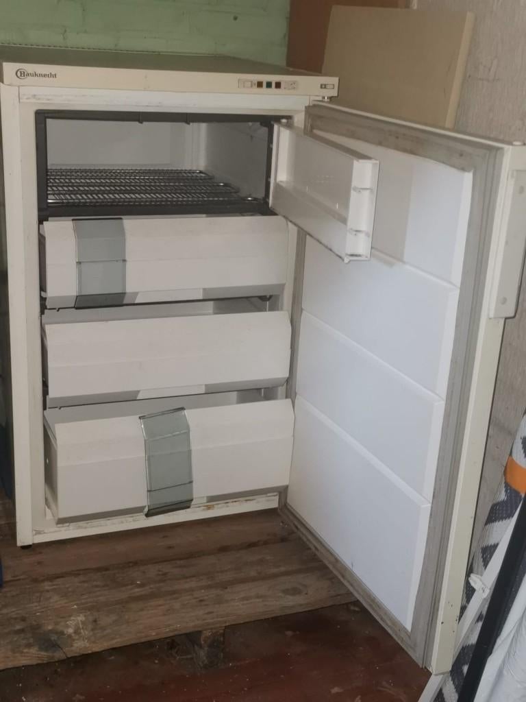 Freezer, Witgoed en Apparatuur, Vriezers en Diepvrieskisten, Gebruikt, Minder dan 60 cm, Vrijstaand, Ophalen