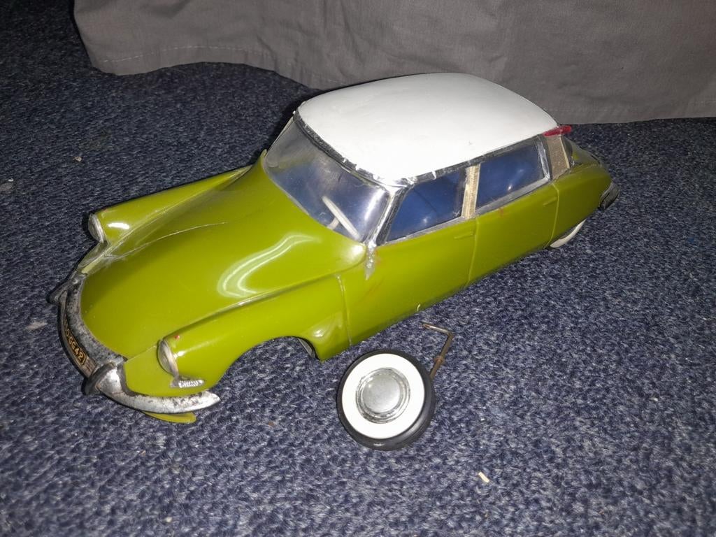 GeGe Citroën DS, Ophalen of Verzenden