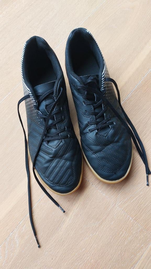 Kipsta Decathlon gymschoenen binnen maat 40-41, Kinderen en Baby's, Kinderkleding | Schoenen en Sokken, Ophalen of Verzenden, Zo goed als nieuw