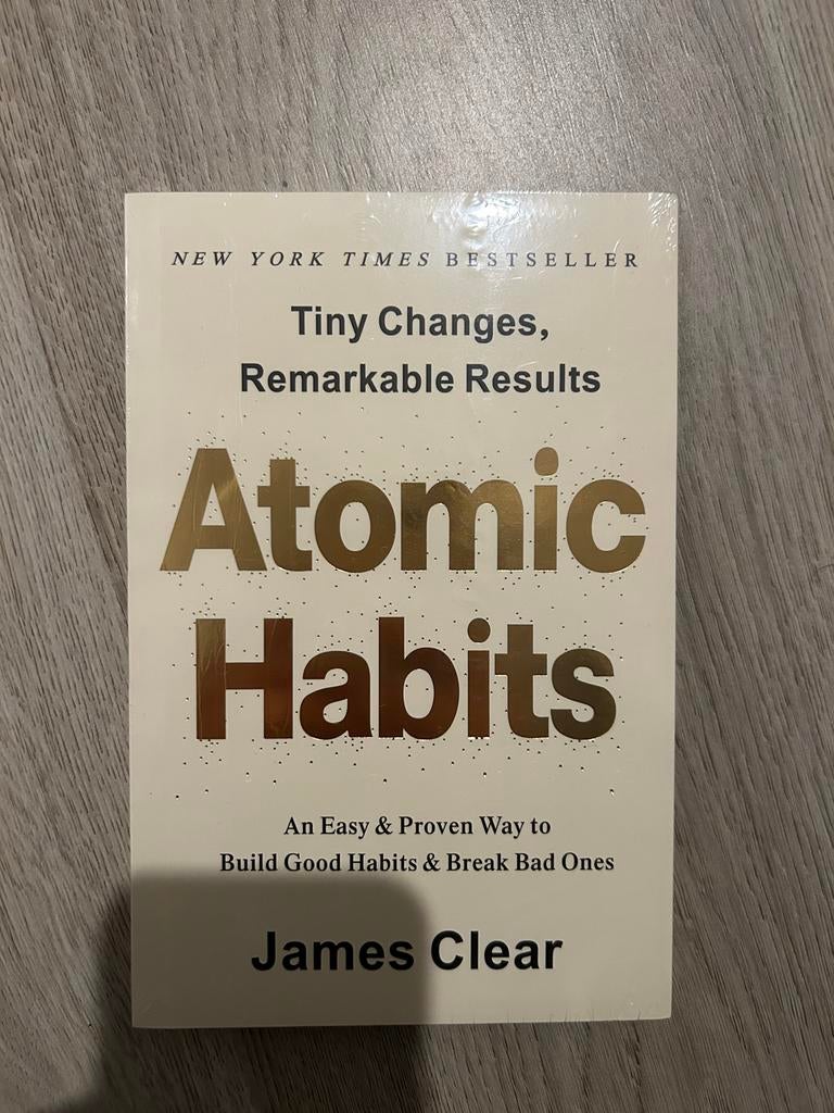 Atomic Habits - James Clear, Boeken, Ophalen of Verzenden, Zo goed als nieuw