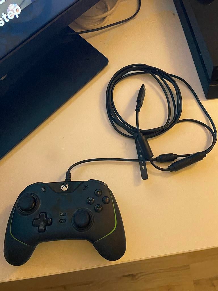 Razer Wolverine Controller - Xbox/PC, Spelcomputers en Games, Ophalen of Verzenden, Gebruikt