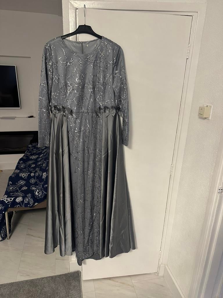 Turkse jurk, Maat 46/48 (XL) of groter, Ophalen of Verzenden, Zo goed als nieuw, Grijs