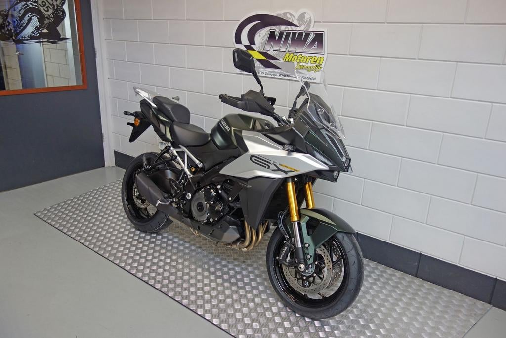 SUZUKI GSX-S 1000 GX - foto 2