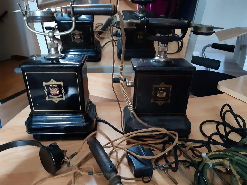 Twee oude Jydsk telefoons zwart opknappertje ophalen, Antiek en Kunst, Ophalen