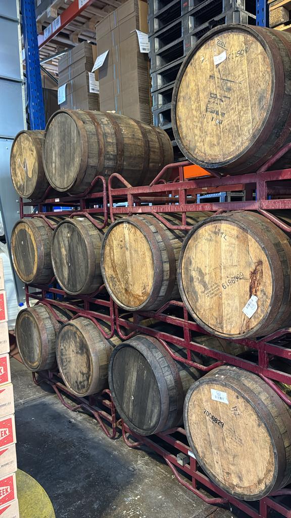 Gebruikte Whisky/Bourbon/Cognac/Wijn Vaten Vanaf €75, 150 liter of meer, Ophalen, Gebruikt, Hout