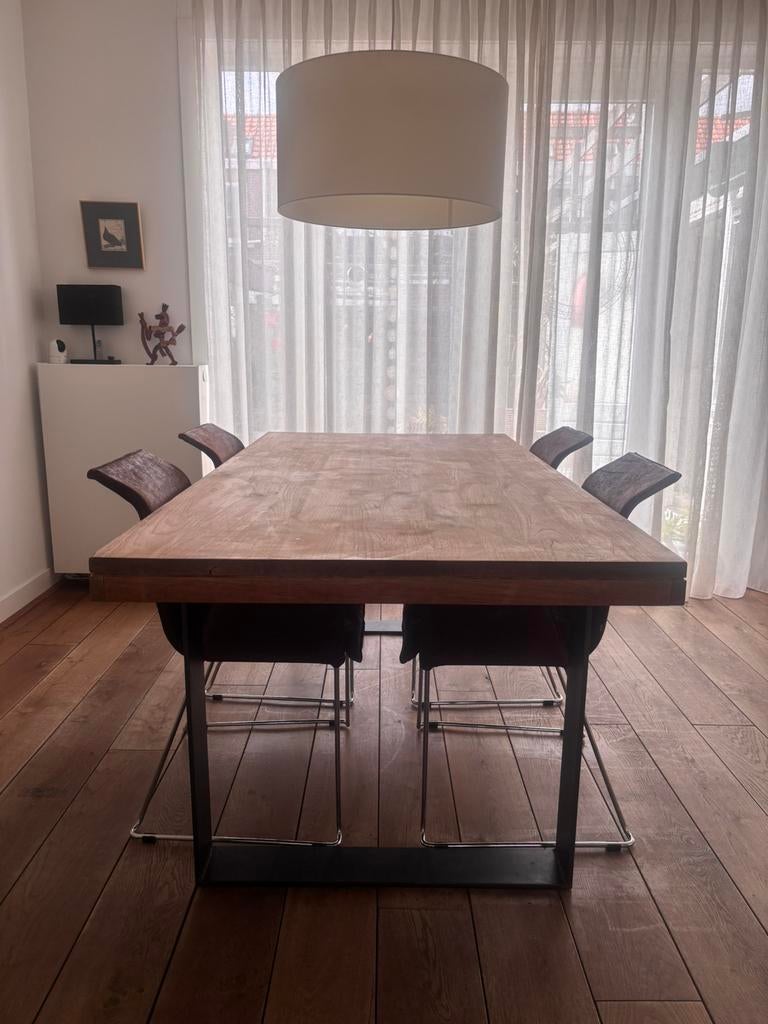 Teak houten Eettafel met Stalen poot, Ophalen, 200 cm of meer, 50 tot 100 cm, Zo goed als nieuw