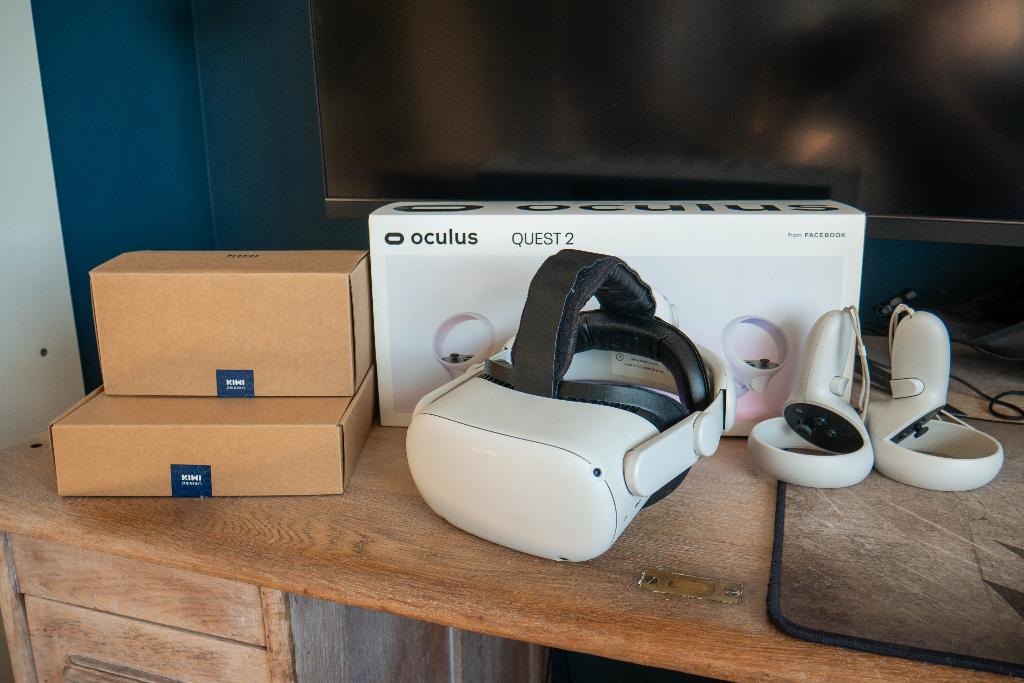 Meta Oculus Quest 2 + Kiwi Design Headstrap & Accessoires, Ophalen of Verzenden, Zo goed als nieuw, VR-bril, Overige platformen