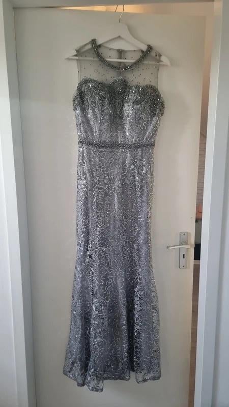 Feestjurk, Kleding | Dames, Jurken, Ophalen of Verzenden, Zo goed als nieuw, Maat 36 (S), Grijs