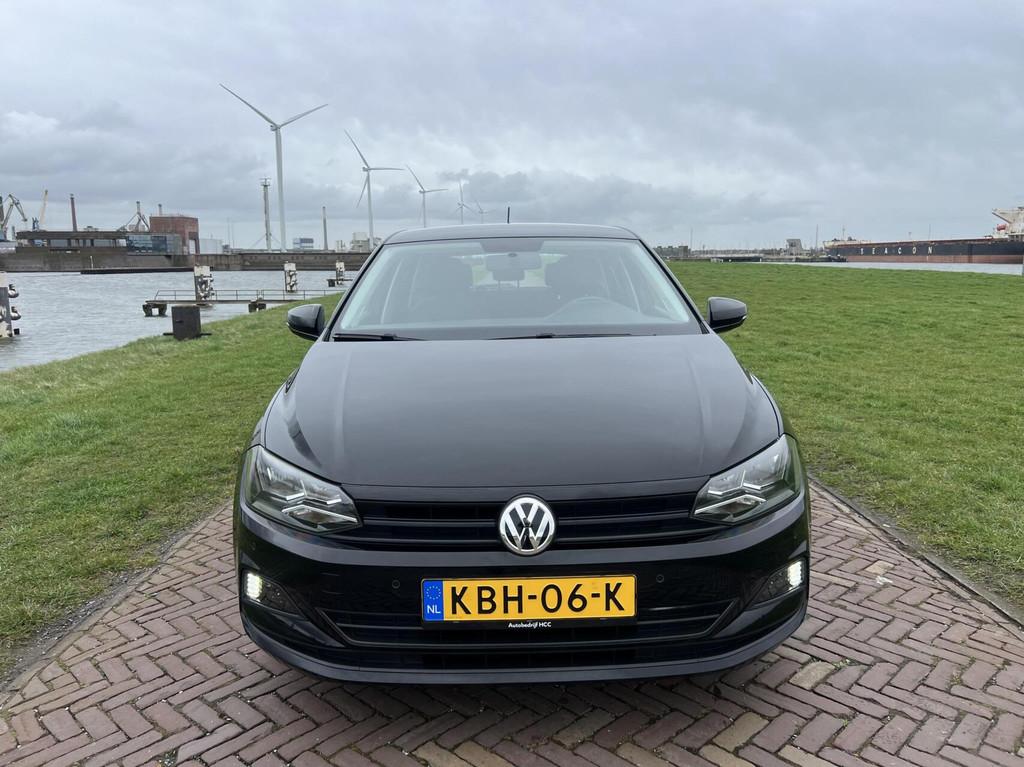 Volkswagen Polo 1.0 2018 AIRCO|APPLE CARPLAY|PDC V&A| NW APK, 1005 kg, Stof, Gebruikt, Zwart