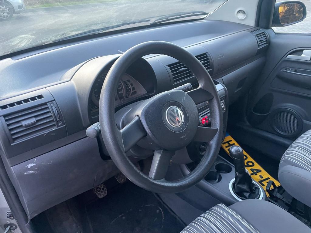 Volkswagen Fox 1.4 TDI Trendline, Voorwielaandrijving, Gebruikt, 4 stoelen, Metallic lak