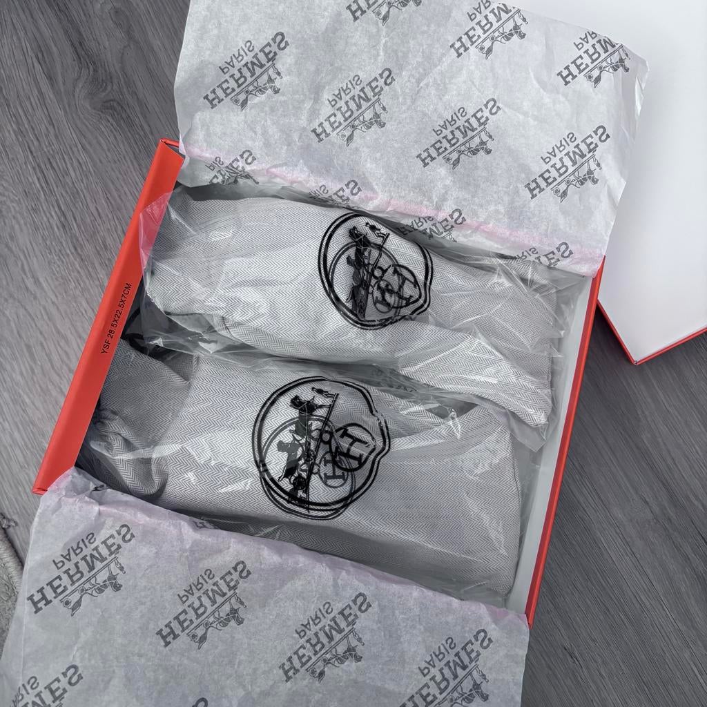 Hermes Oran slippers maat 39, Kleding | Dames, Schoenen, Verzenden, Nieuw, Bruin, Slippers