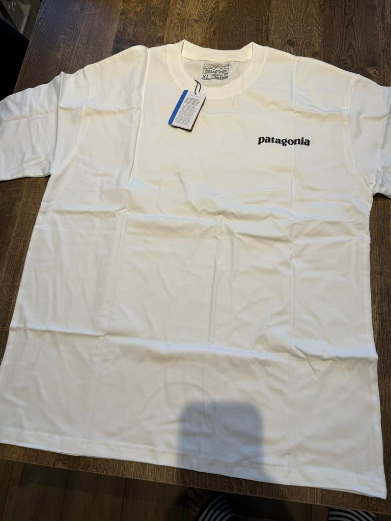 Patagonia T-shirt XL - Nieuw met labels, Wit, Maat 46/48 (XL) of groter, Nieuw, Ophalen of Verzenden