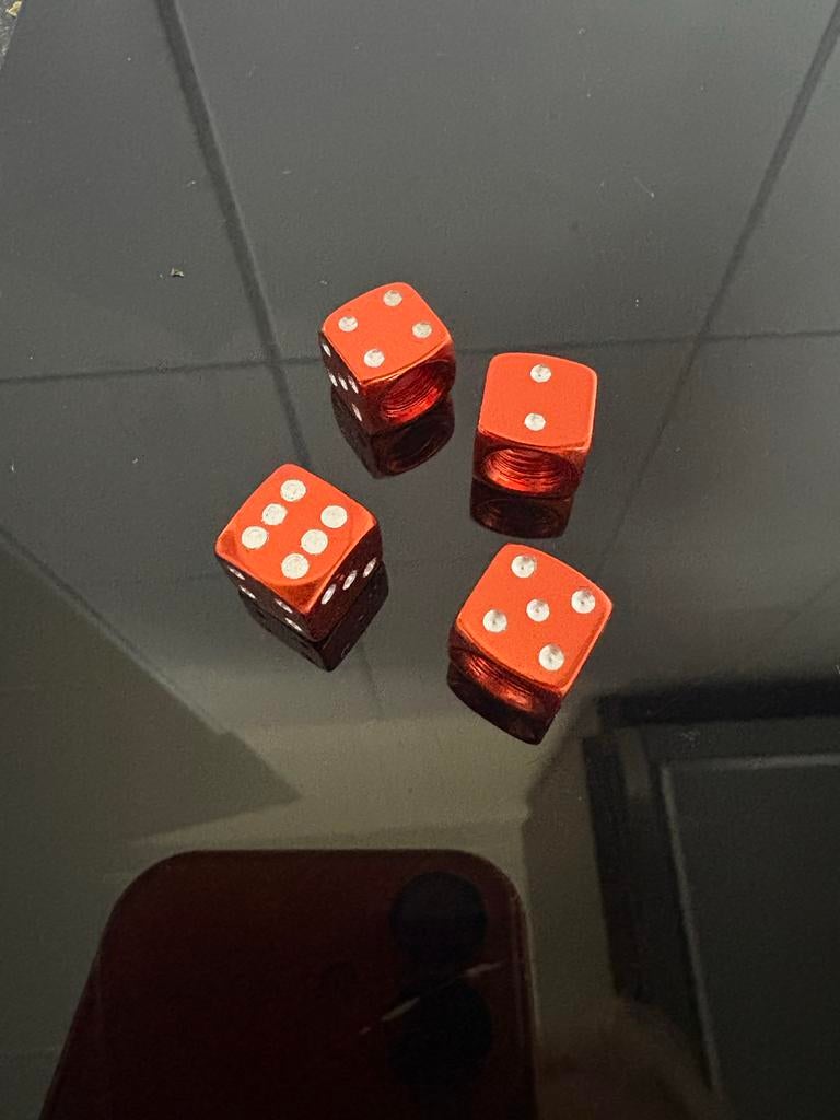 Set van 4 oranje metalen dobbelstenen ventieldopjes, Ophalen of Verzenden, Nieuw