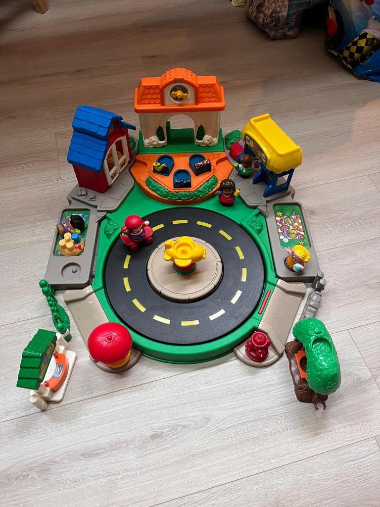 Speelrotonde van Fisher Price Little People., Ophalen, Speelset, Met geluid