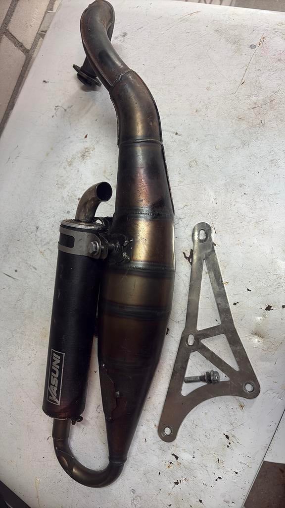 Yasuni r, Ophalen of Verzenden