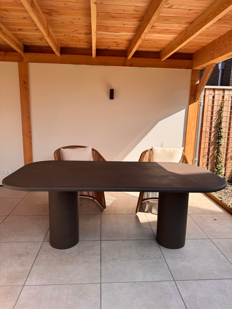 GLOEDNIEUWE betonciré eettafel 200x100 cm earth/chocolade, Huis en Inrichting, Tafels | Eettafels, Ophalen, Overige materialen