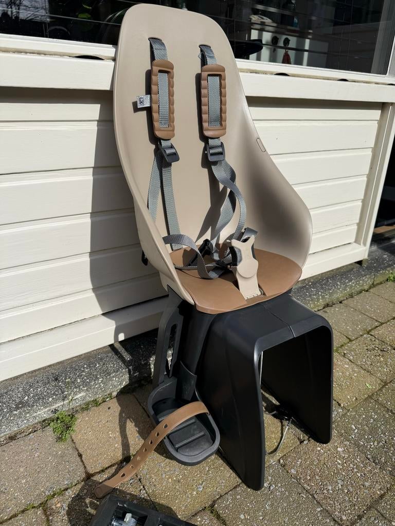 Iki fietsstoeltje, Ophalen, Achterzitje, Voetsteuntjes, 9 t/m 18 kg