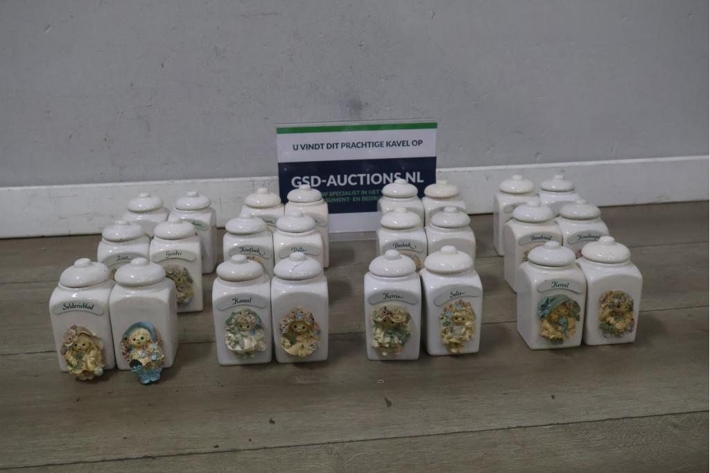 Set van 24 Vintage Porseleinen Kruidenpotjes, Ophalen of Verzenden