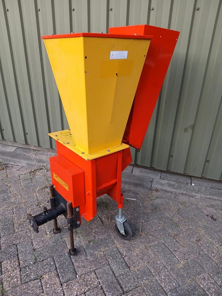 Caravaggi versnipperaar voor tweewieltrekker, Tuin en Terras, Ophalen