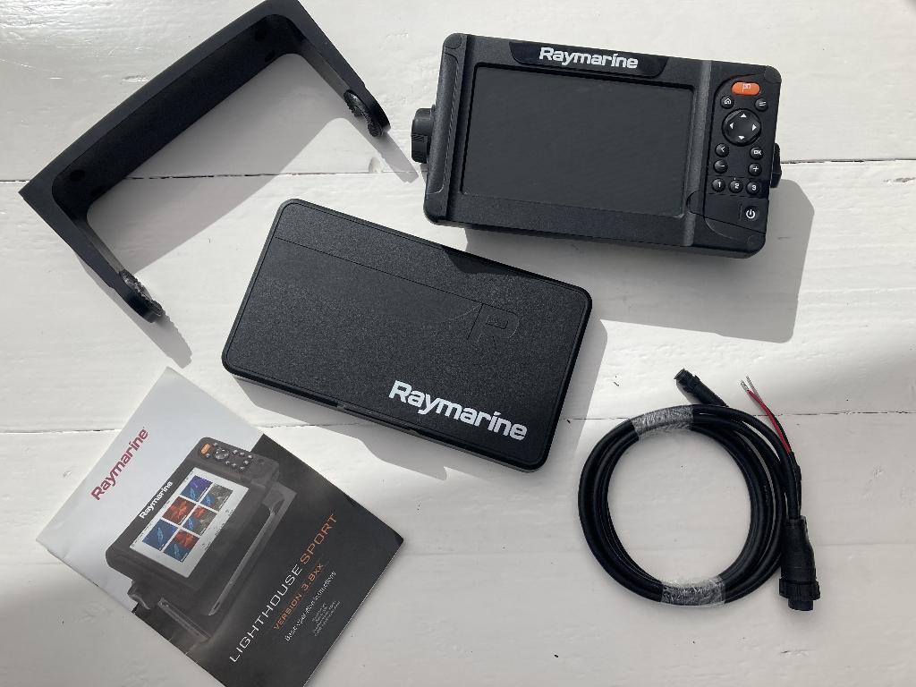 Raymarine Element "7 kaartplotter Lighthouse, Ophalen of Verzenden, Zo goed als nieuw, Kaartplotter of Fish Finder