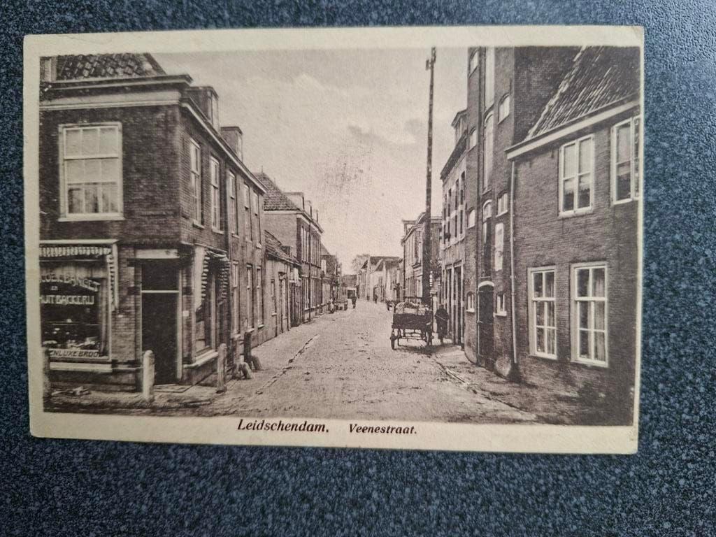 Leidschendam Veenestraat met bakkerij 1924, Ophalen of Verzenden, 1920 tot 1940, Gelopen, Noord-Holland