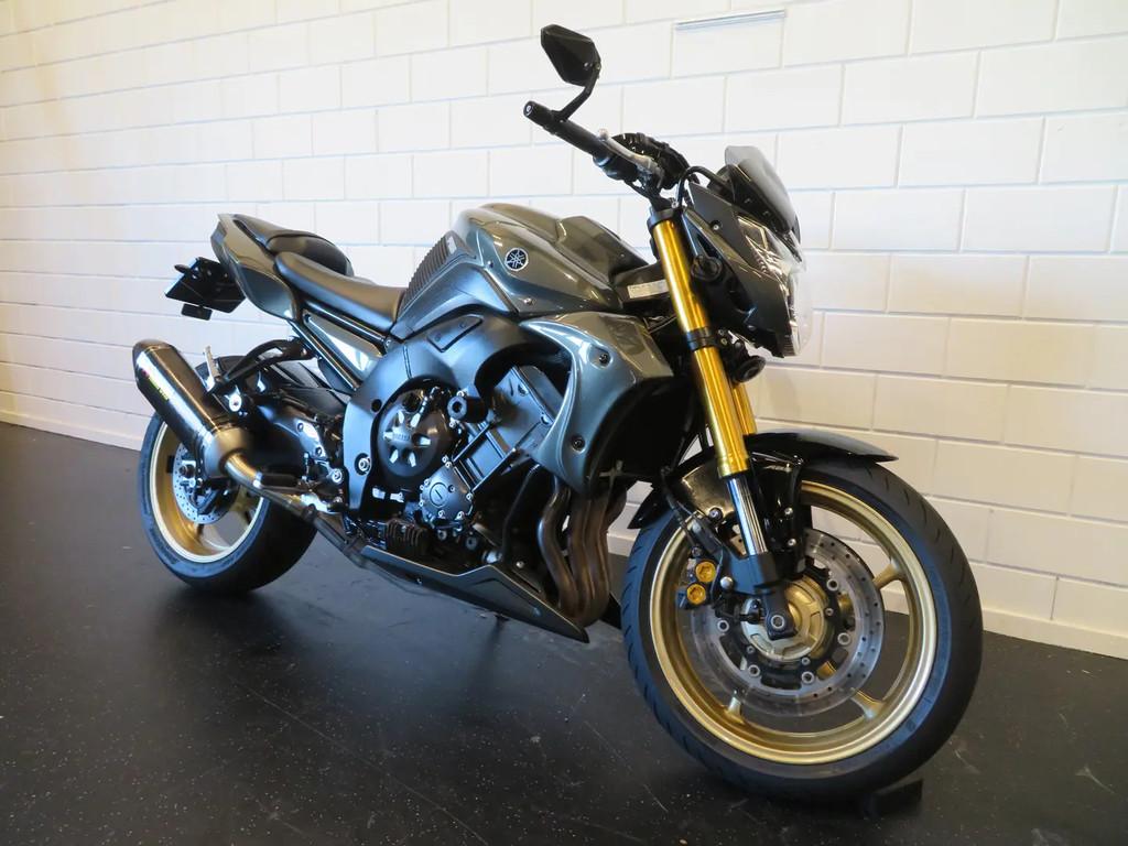 Yamaha FZ8 FZ-8 HISTORIE AKRAPOVIC TOP! € 5.450,00 - foto 2