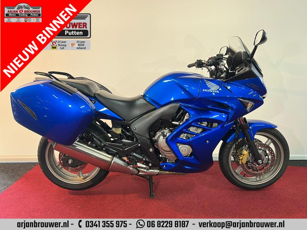 Honda CBF 600 SA motor van 1e eigenaar!, Rivium Boulevard 222-11
2909 LK  Capelle aan den Ijssel, NL, Bedrijf, Honda Motor Europe Limited