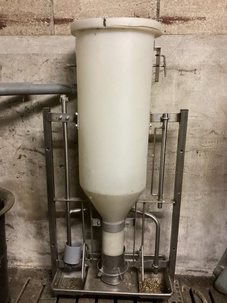 Voederstations, Ophalen, Vee