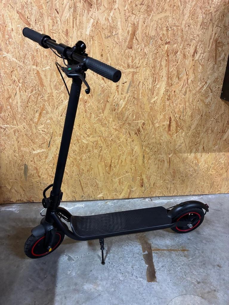 Elektrische step op luchtbanden!, Fietsen en Brommers, Steps, Ophalen of Verzenden, Nieuw, Elektrische step (E-scooter), Onbekend