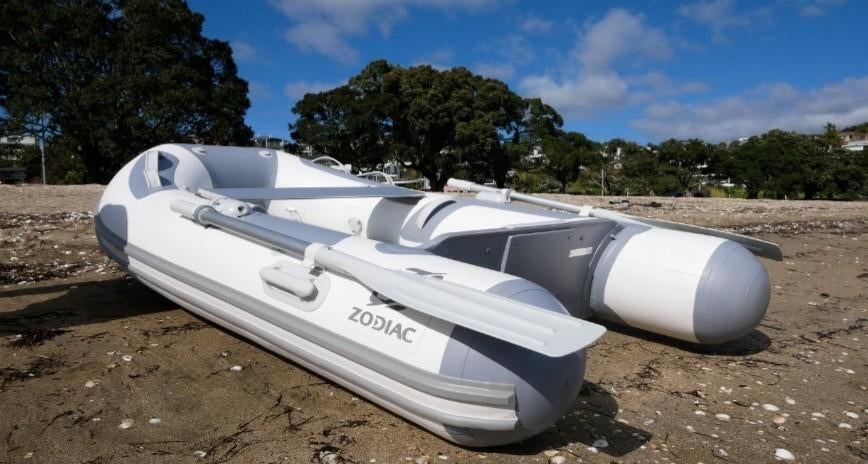 Zodiac Aero 310  airdeck met Suzuki 6PK 4 takt, Ophalen, Airdeck, Benzine, Minder dan 70 pk